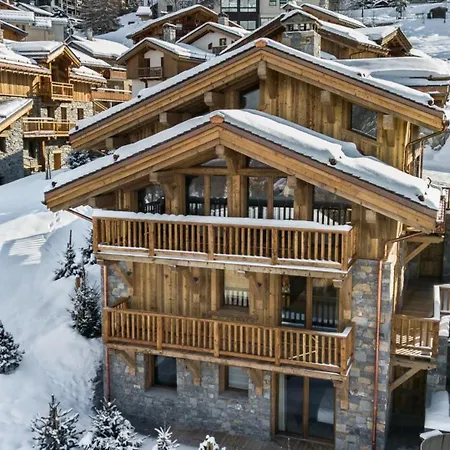 Alpine Sanctuary: Chalet Hideaway *