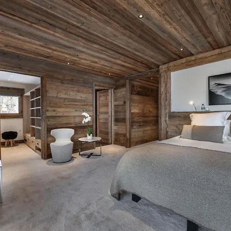 בקתה Alpine Sanctuary: Chalet Hideaway *