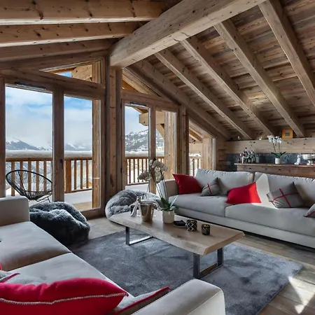 בקתה Alpine Sanctuary: Chalet Hideaway *
